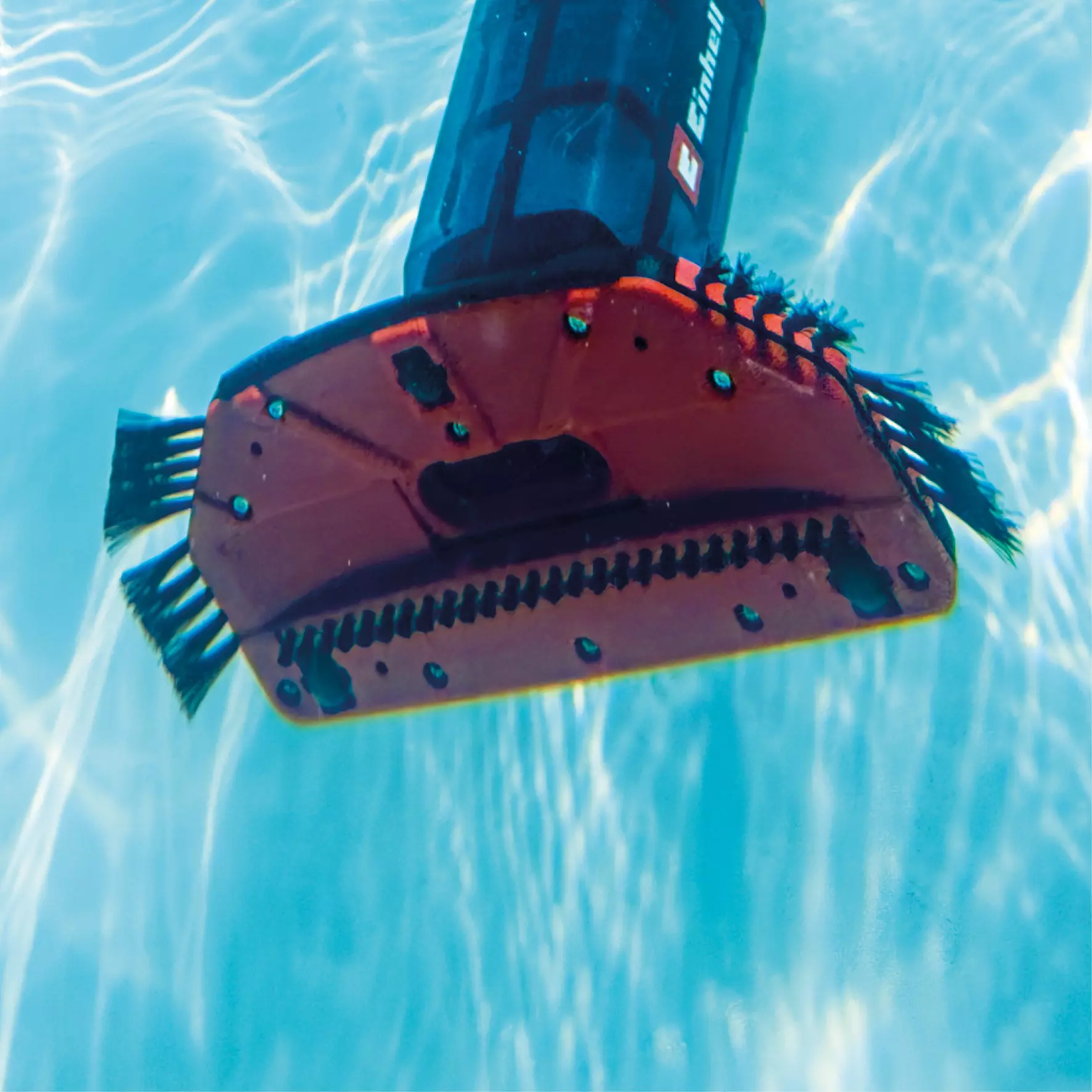 einhell-expert-cordless-pool-vacuum-3424400-detail_image-001