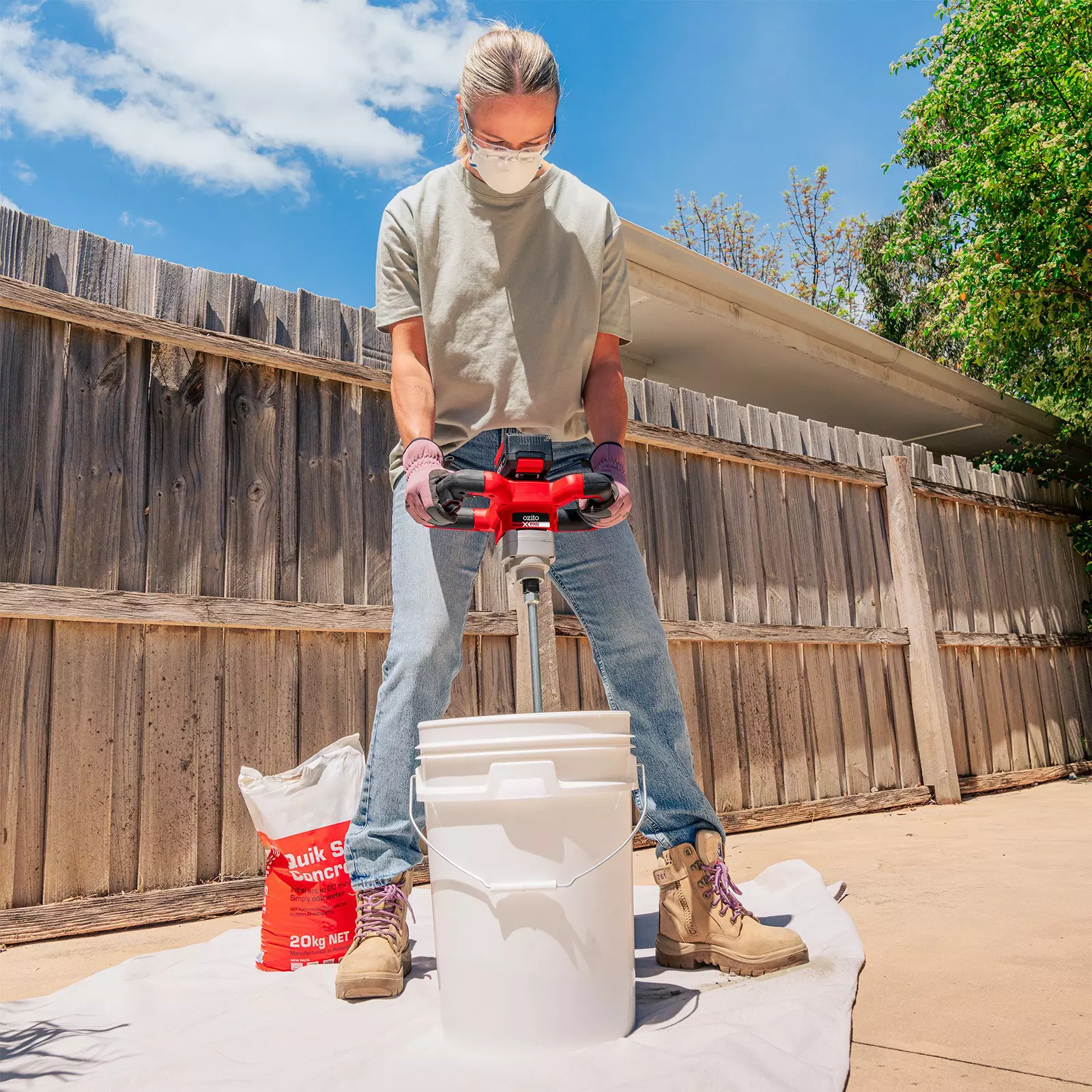 ozito-cordless-paint-mortar-mixer-3001265-example_usage-101