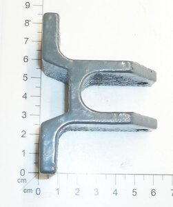 nut seat (pair)