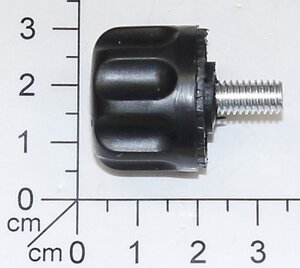 Star grip nuts