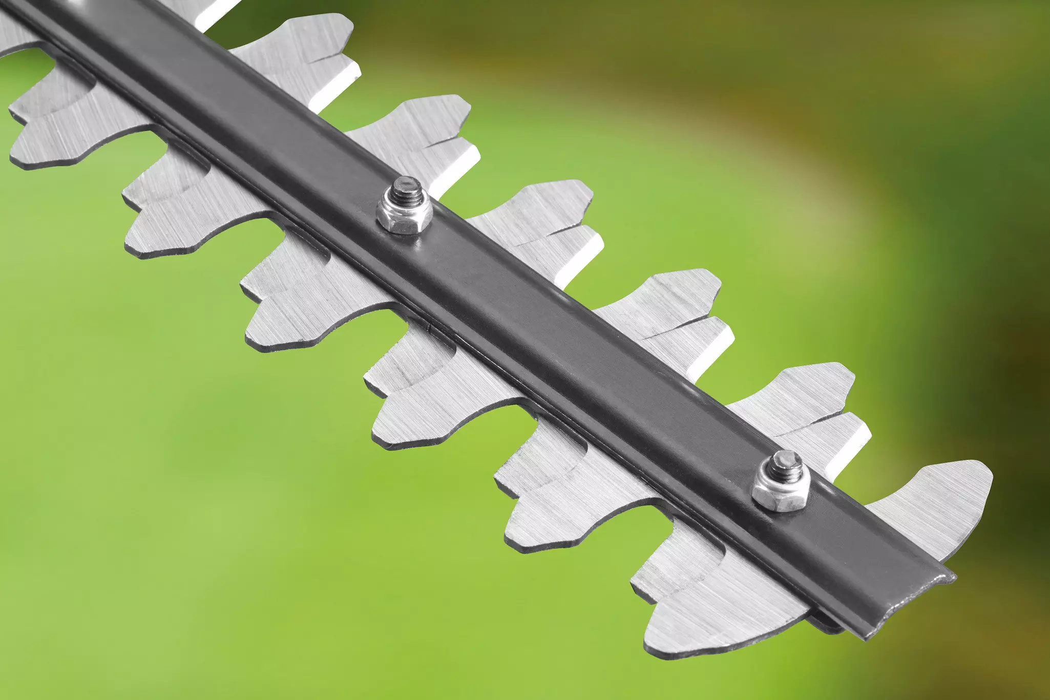 ozito-cl-telescopic-hedge-trimmer-3410823-detail_image-101