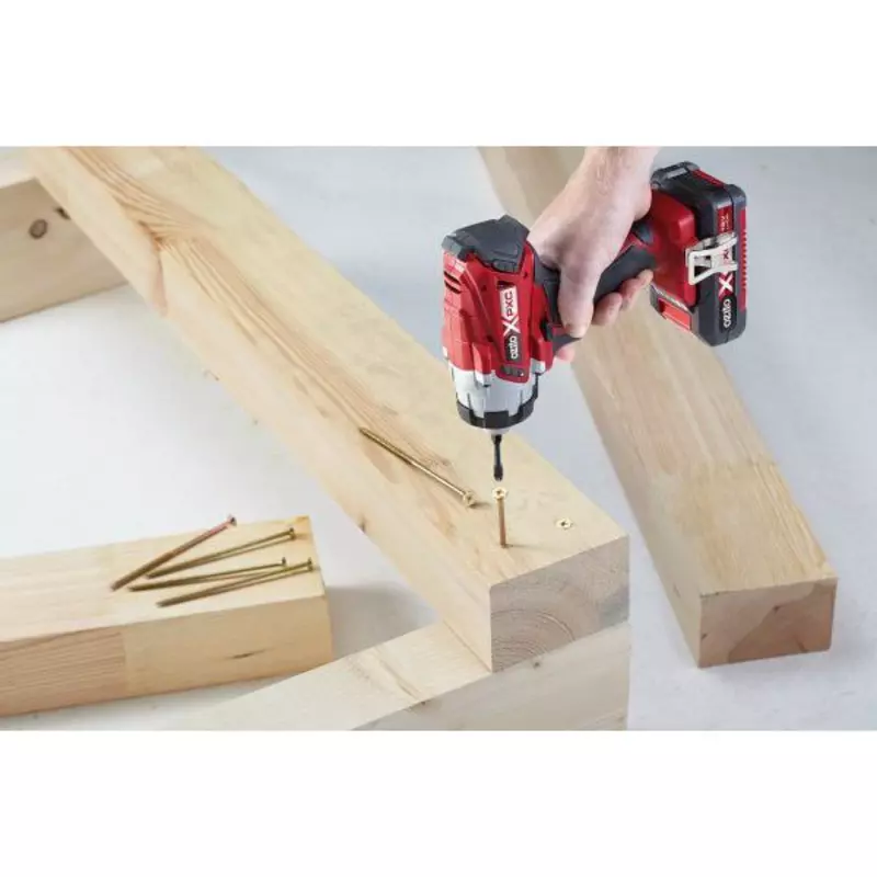 ozito-cordless-drill-3000959-example_usage-106