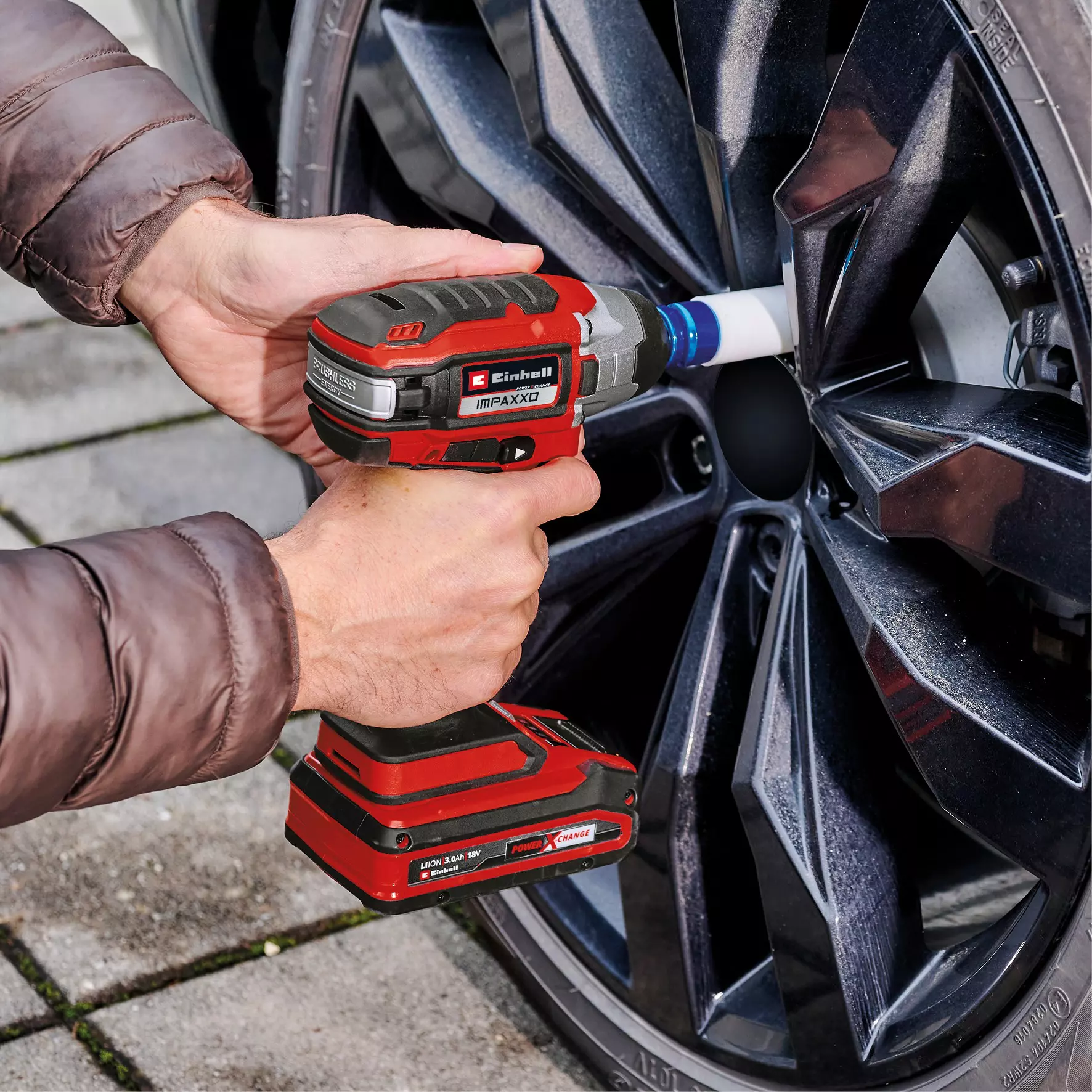 einhell-professional-cordless-impact-wrench-4510080-detail_image-002