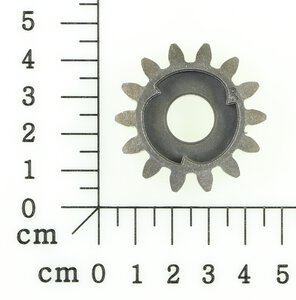 drive pinion right