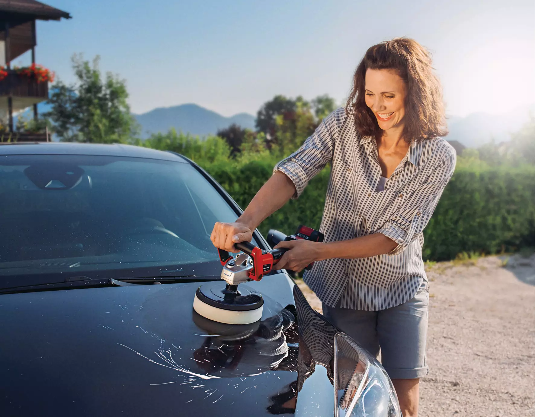 einhell-expert-cordless-polishing-sanding-machine-2093325-example_usage-001