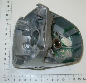 gear housing with bearing