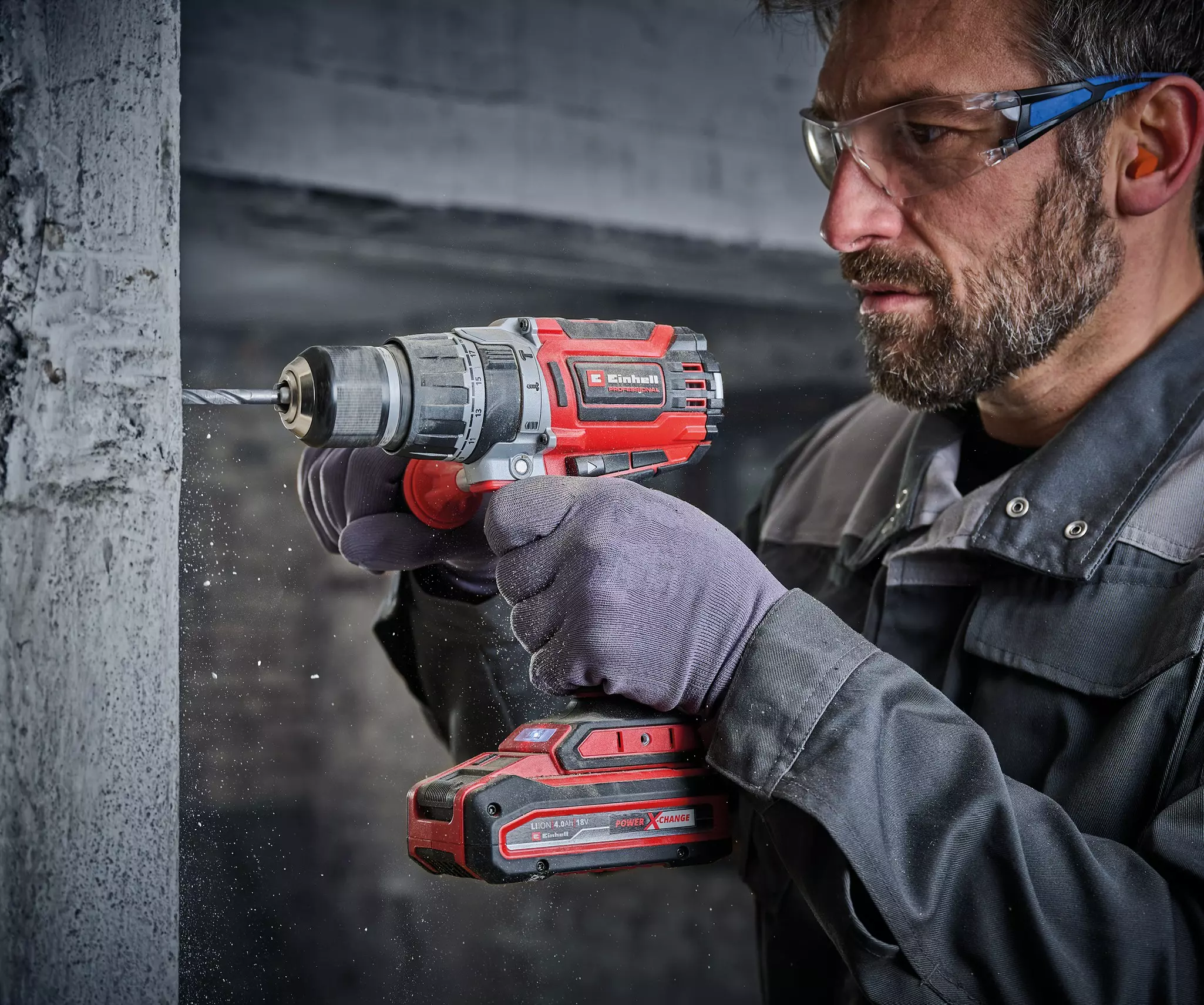 einhell-professional-cordless-impact-drill-4514321-example_usage-001