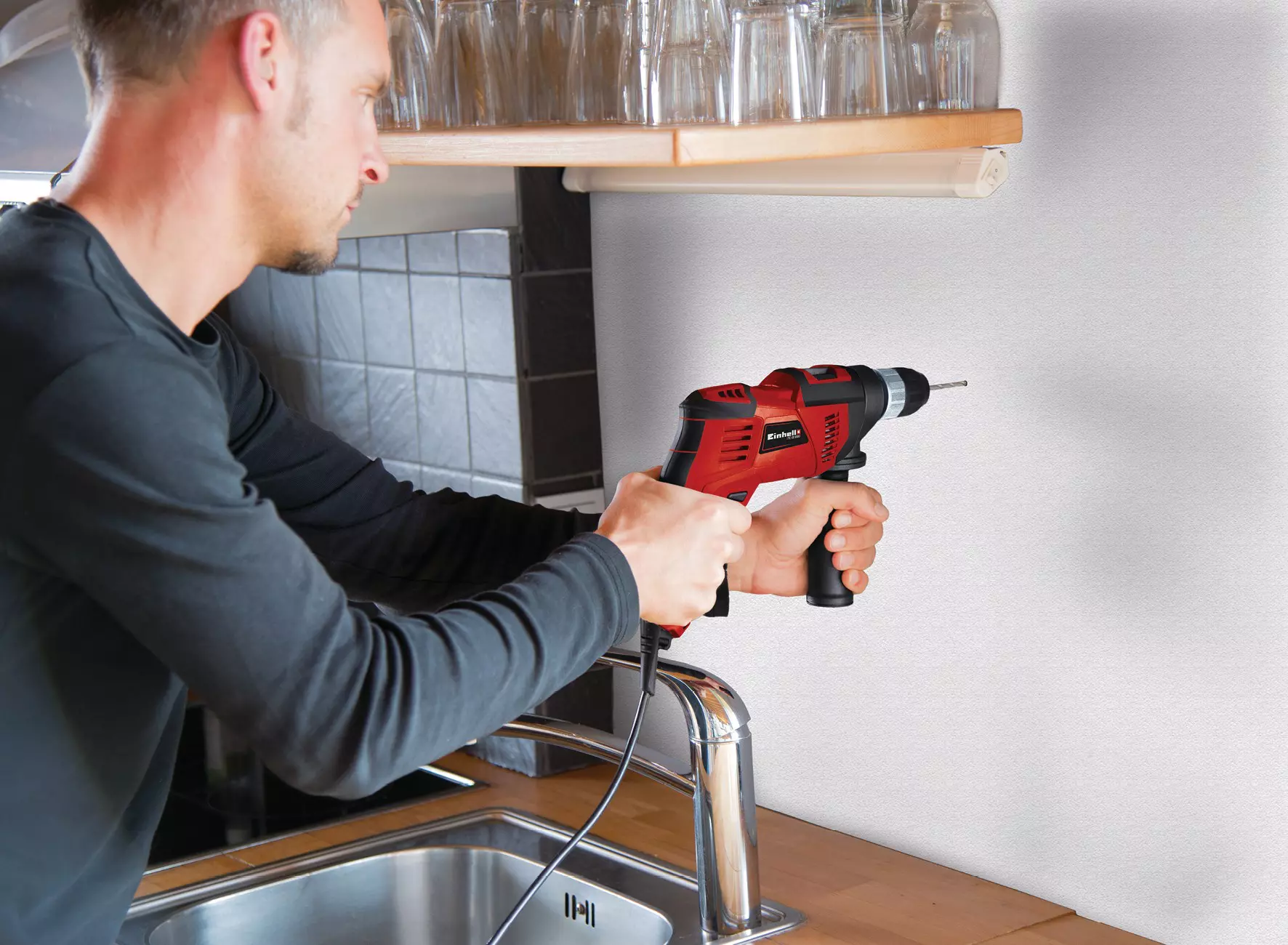 einhell-classic-hammer-drill-kit-4259845-example_usage-001
