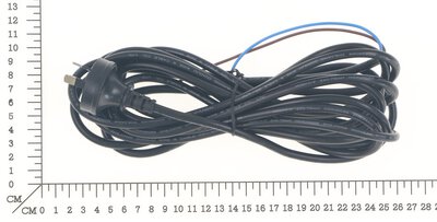 Netzleitung mit Stecker (AUS)