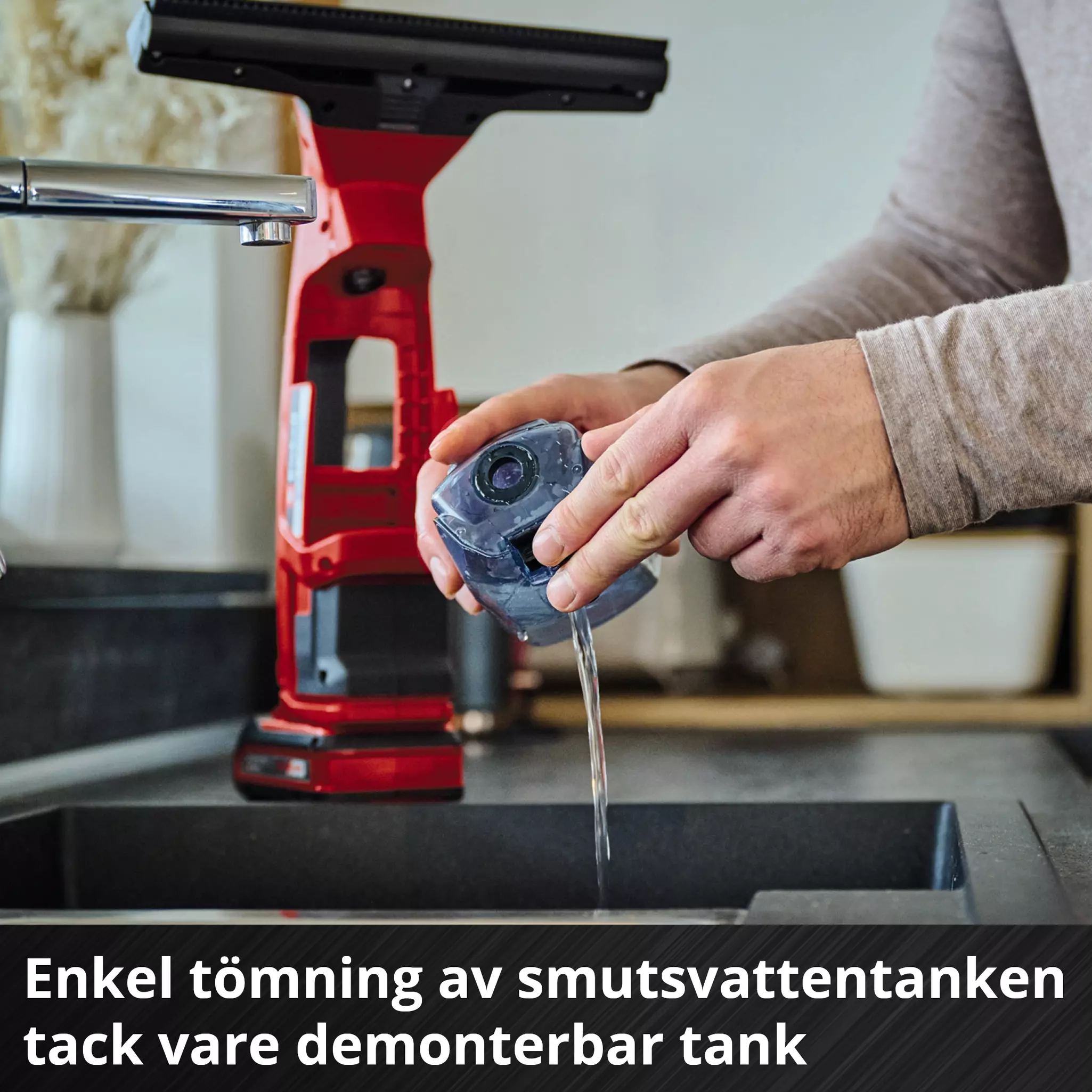 einhell-expert-cordless-window-cleaner-3437100-detail_image-004