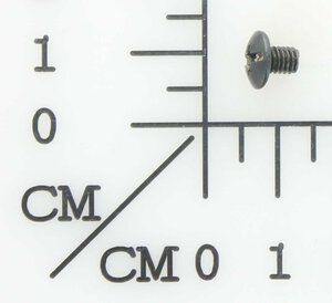screw M4 x 5