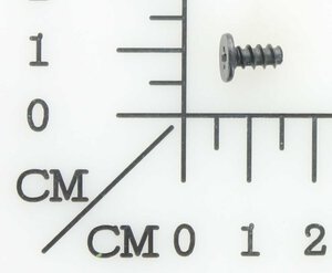 screw M4 x 8