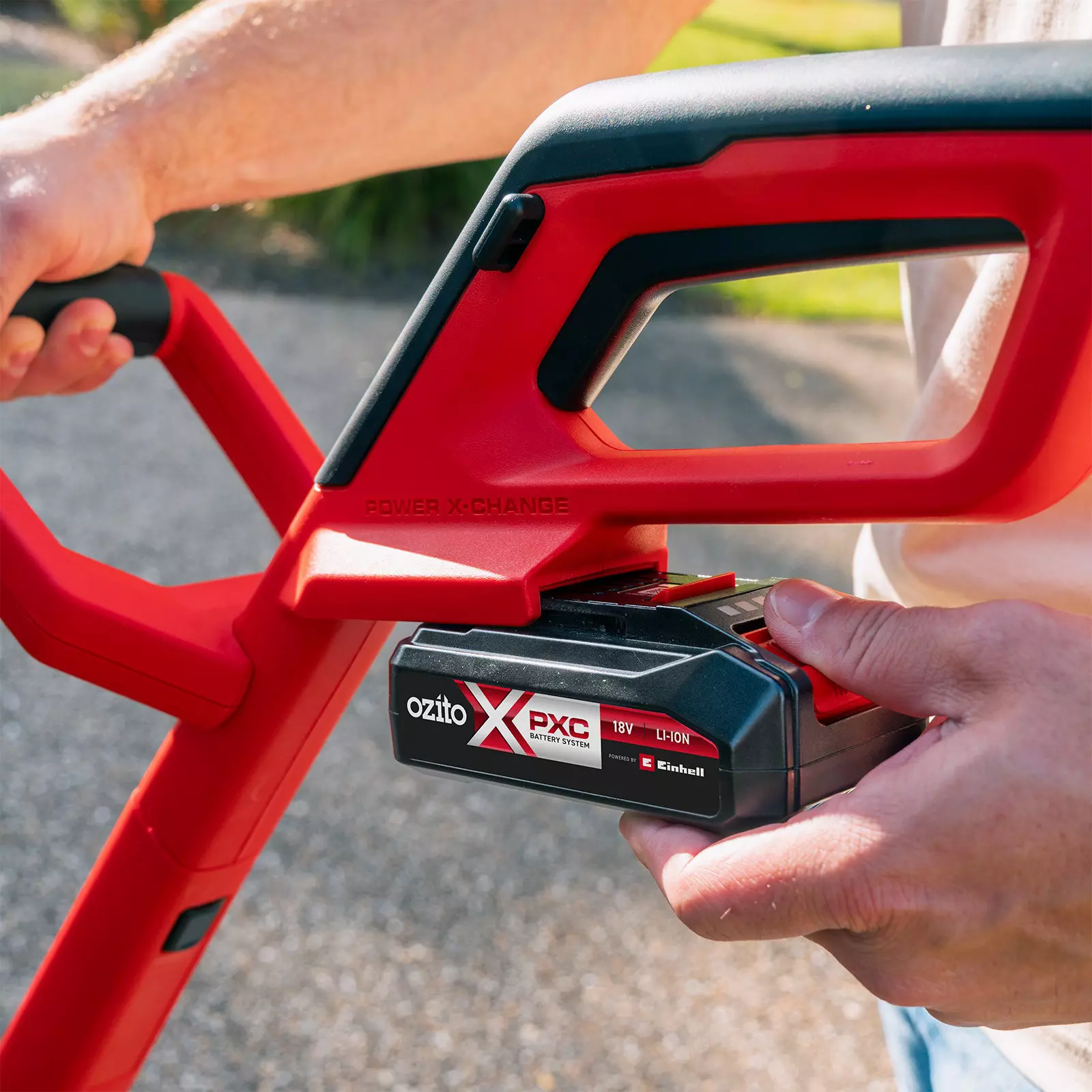 ozito-garden-tool-kit-3001379-example_usage-105