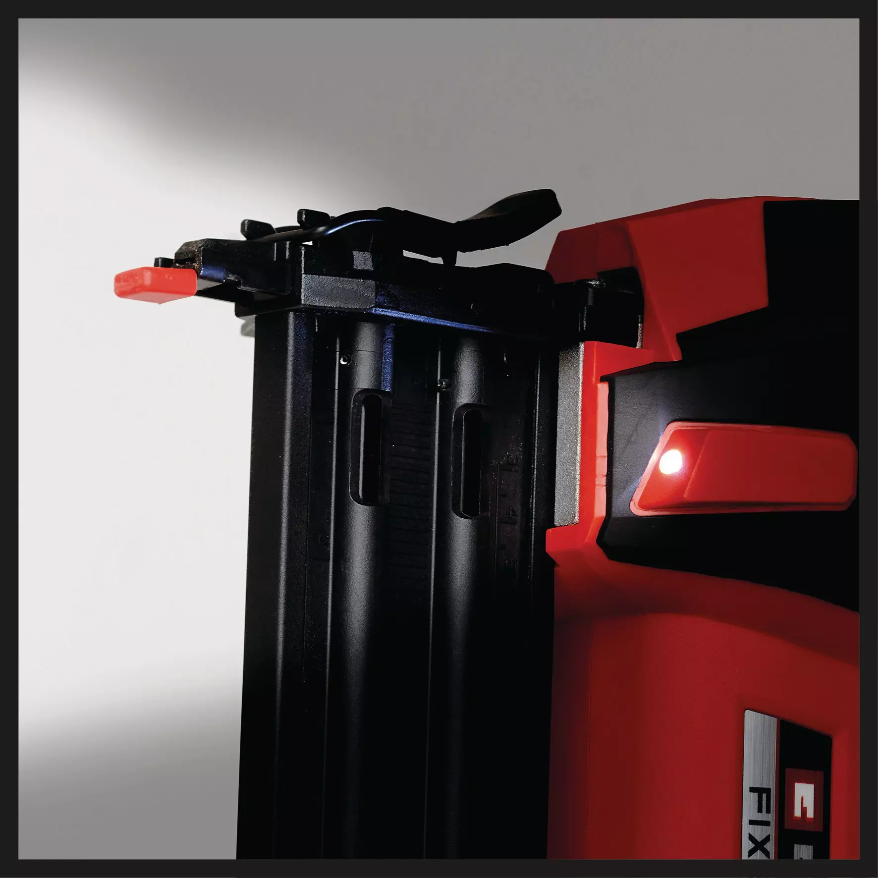 einhell-professional-cordless-nailer-4257795-detail_image-003