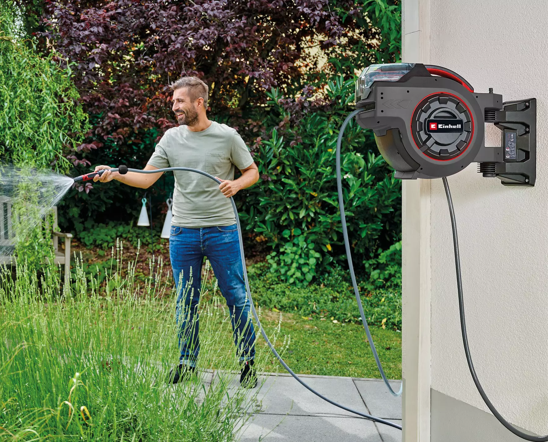 einhell-expert-cordless-hose-reel-water-4173773-example_usage-001