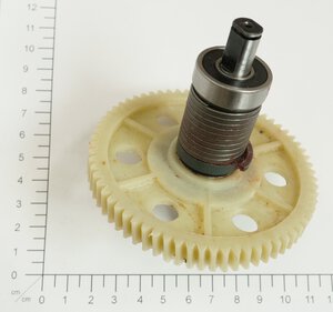 Output shaft gear assy'