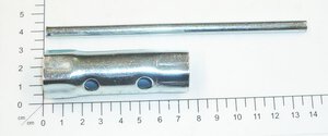 spark plug wrench