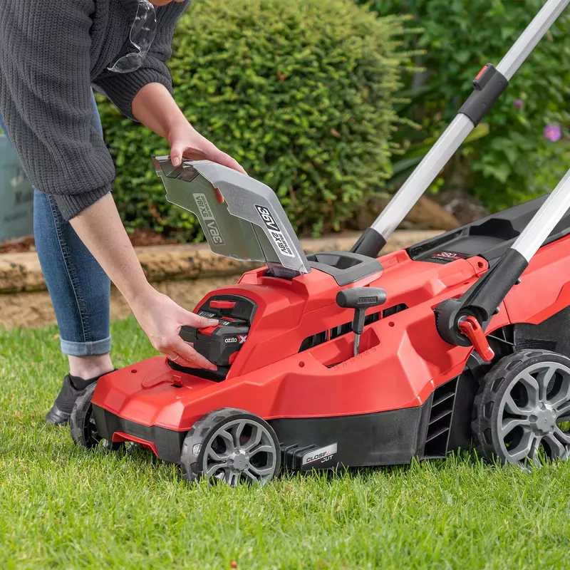 ozito-cordless-lawn-mower-3001014-detail_image-102