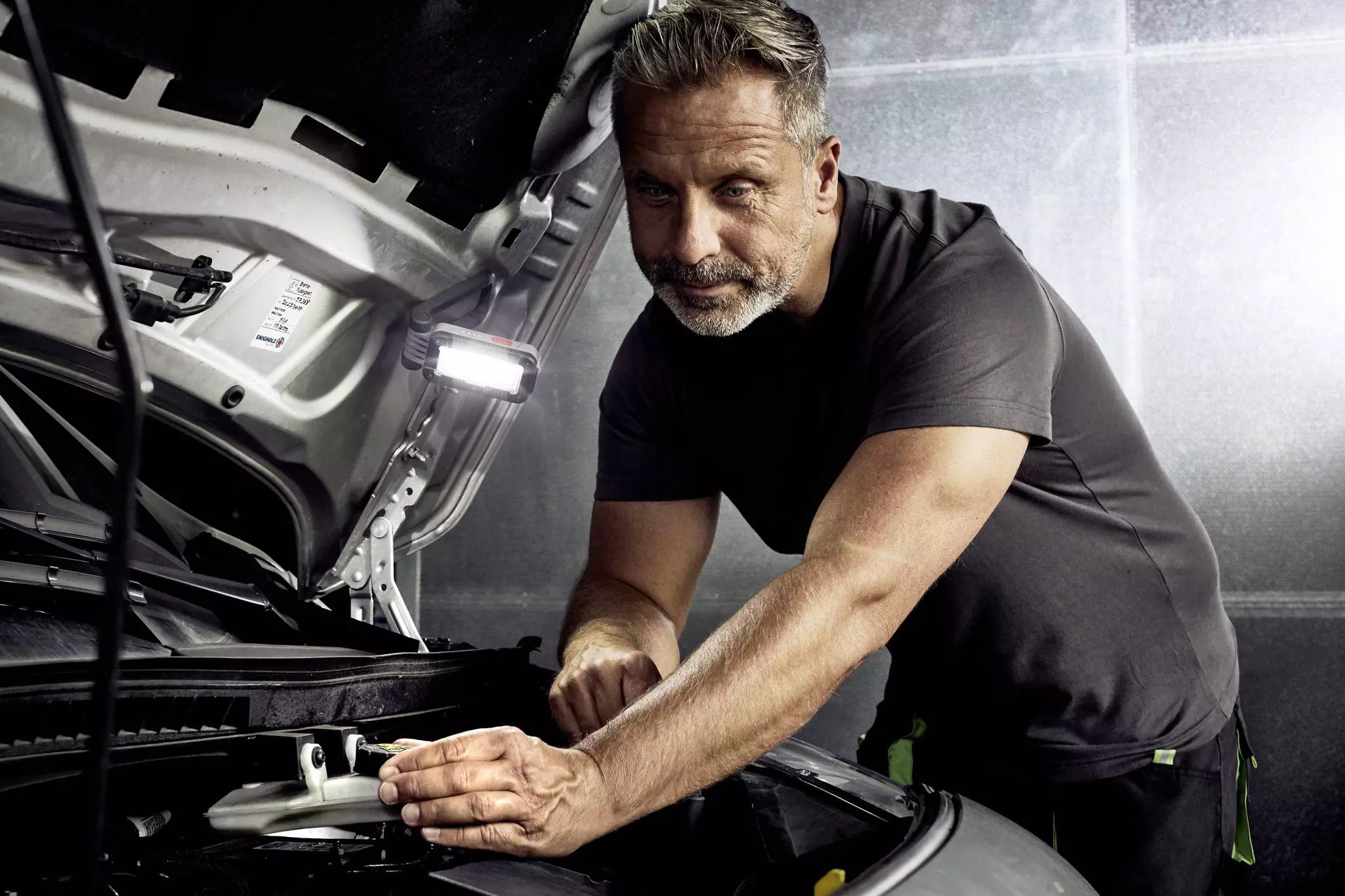 kwb-diy-surface-radiator-49948910-example_usage-201