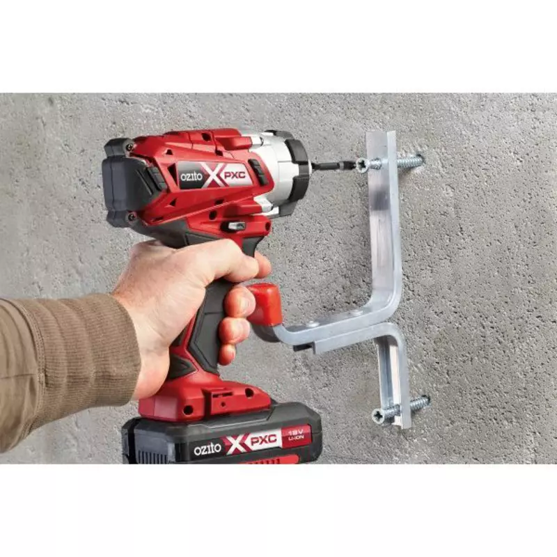 ozito-cordless-impact-driver-3000756-example_usage-101