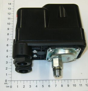 Pressure switch