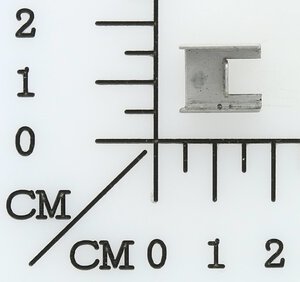 Nail pushing device