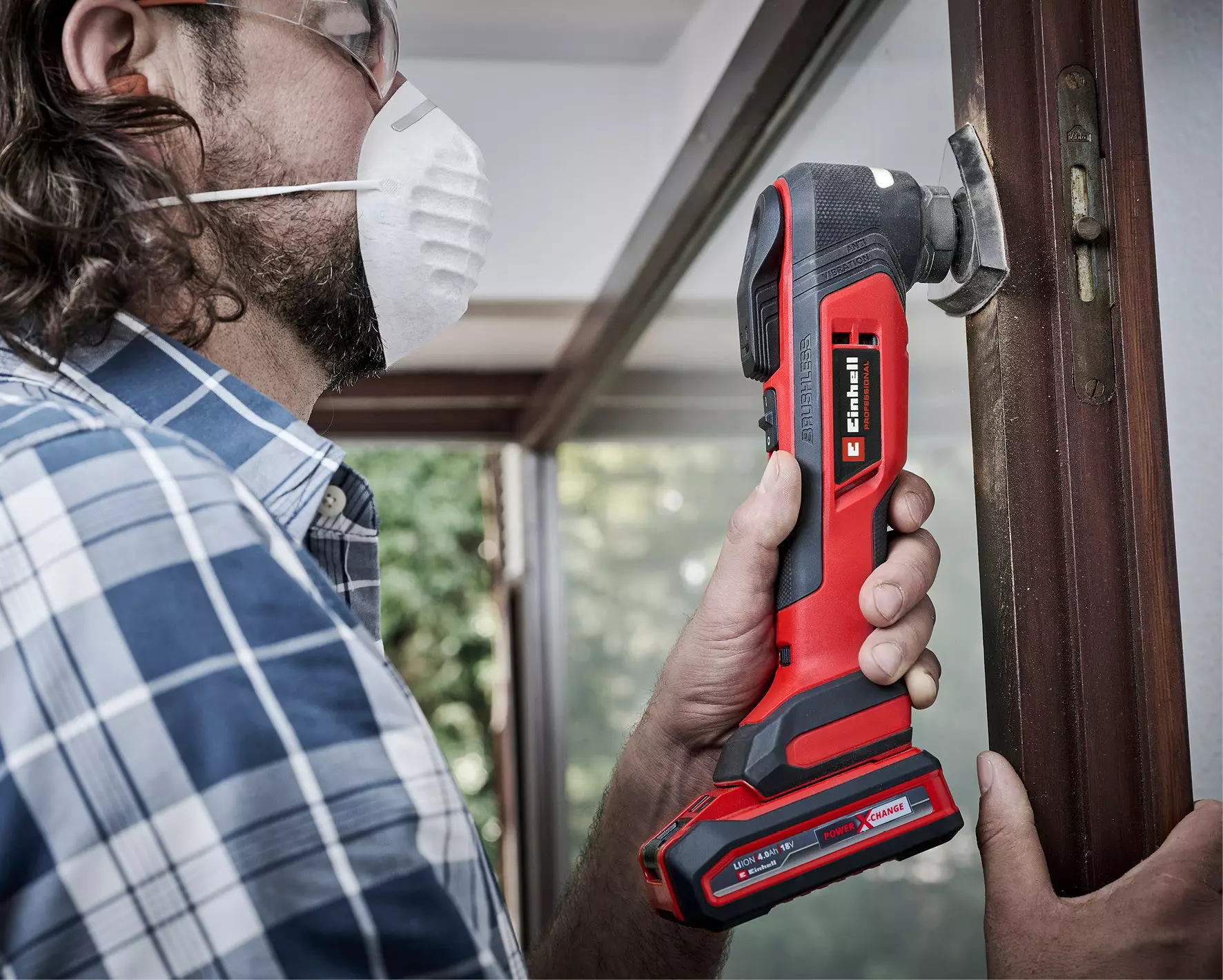 einhell-professional-cordless-multifunctional-tool-4465190-example_usage-001