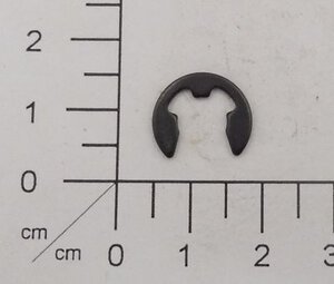 circlip for shaft f9
