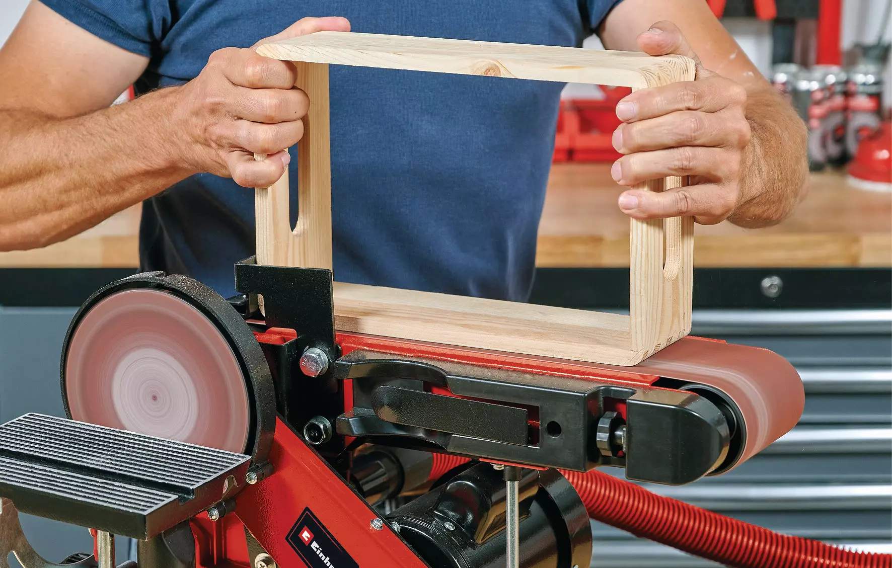 einhell-accessory-bench-sander-accessory-49914605-example_usage-001