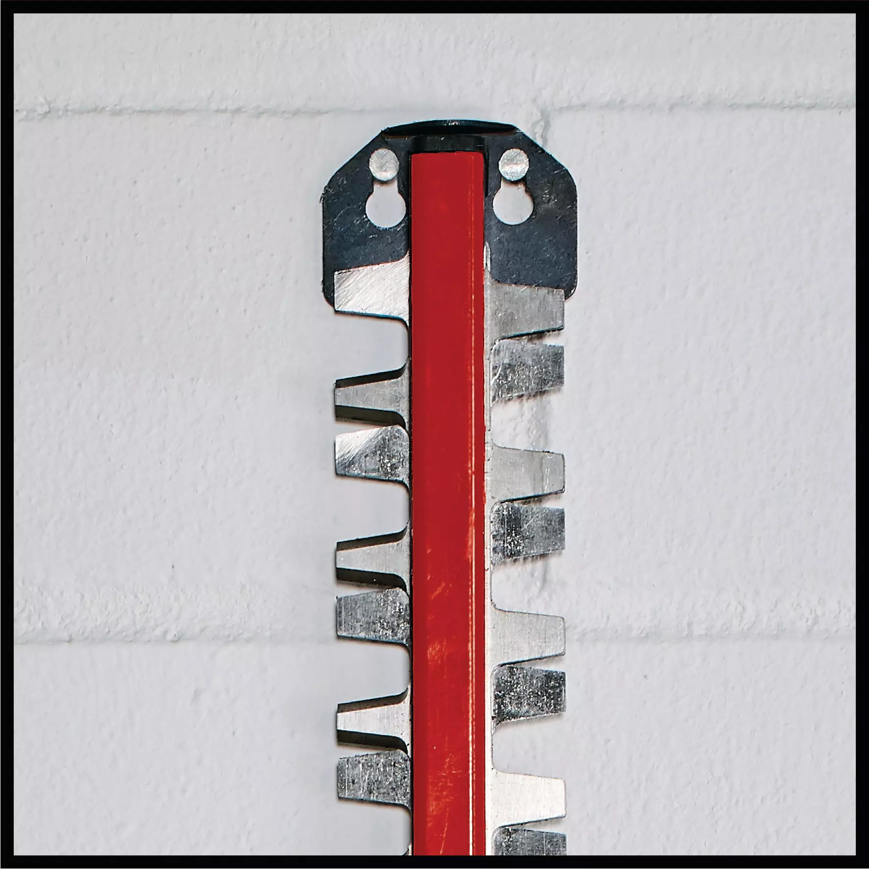 einhell-expert-cordless-hedge-trimmer-3410960-detail_image-004
