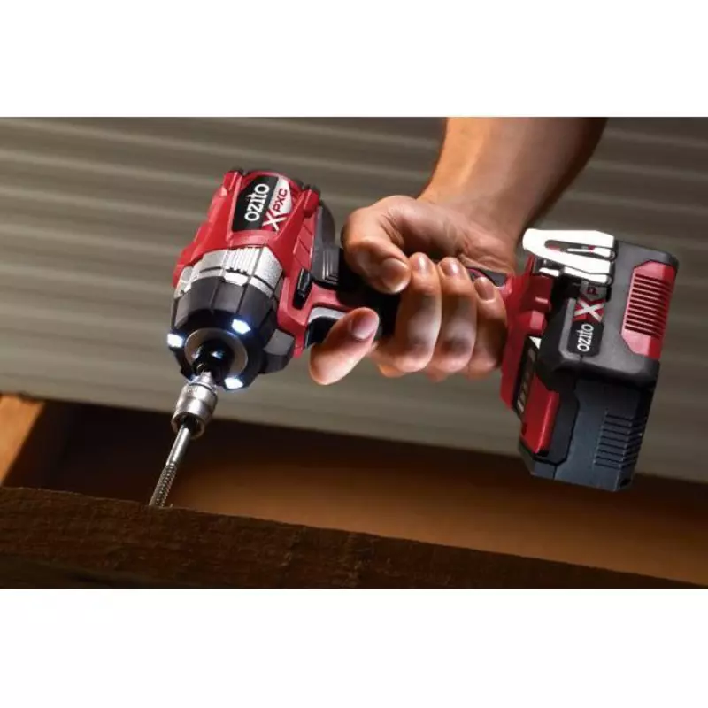 ozito-cordless-impact-driver-3408170-example_usage-102