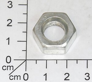 Screw nut
