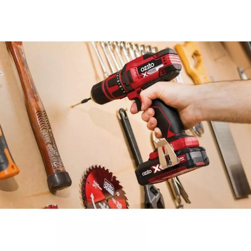 ozito-power-tool-kit-3000891-example_usage-103