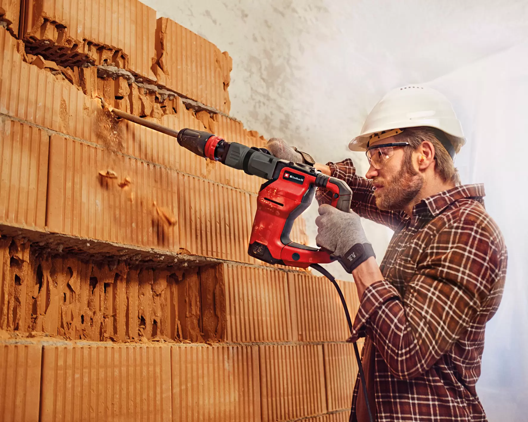 einhell-expert-demolition-hammer-4139100-example_usage-001