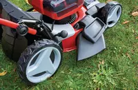 einhell-expert-plus-cordless-lawn-mower-3413160-example_usage-001