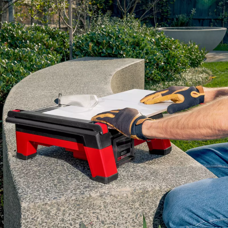 Ozito Cordless Tile Cutting Machine PXTCS-018