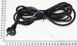 Netzleitung mit Stecker