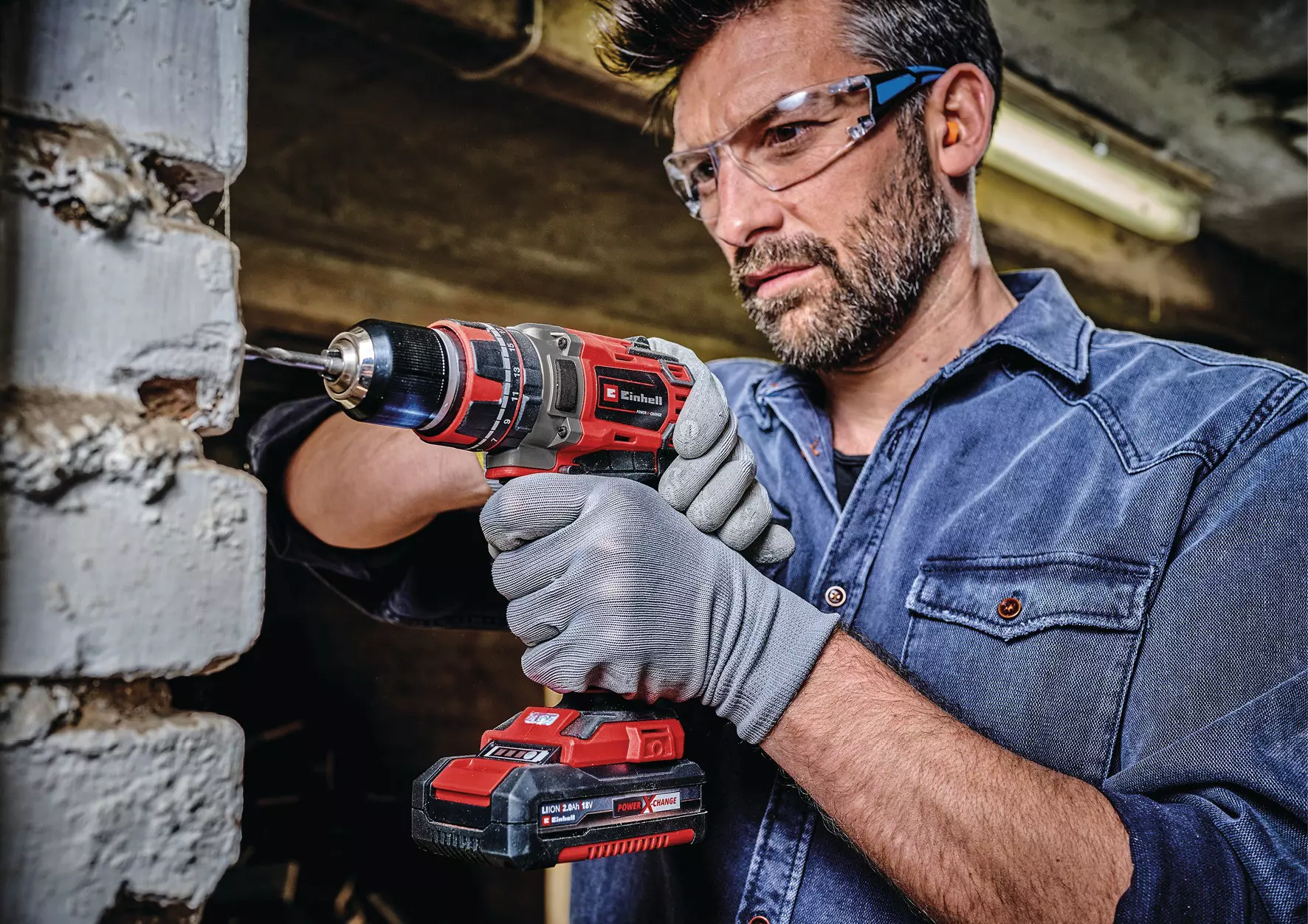 einhell-professional-cordless-impact-drill-4513940-example_usage-001