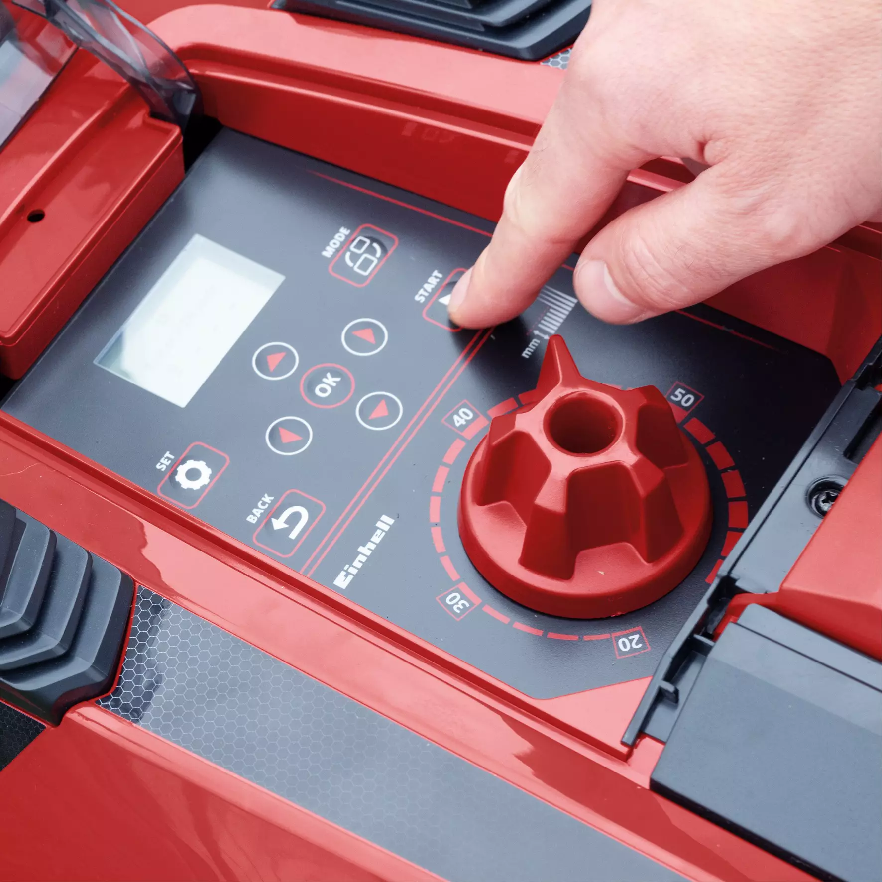 einhell-expert-robot-lawn-mower-3413975-detail_image-002