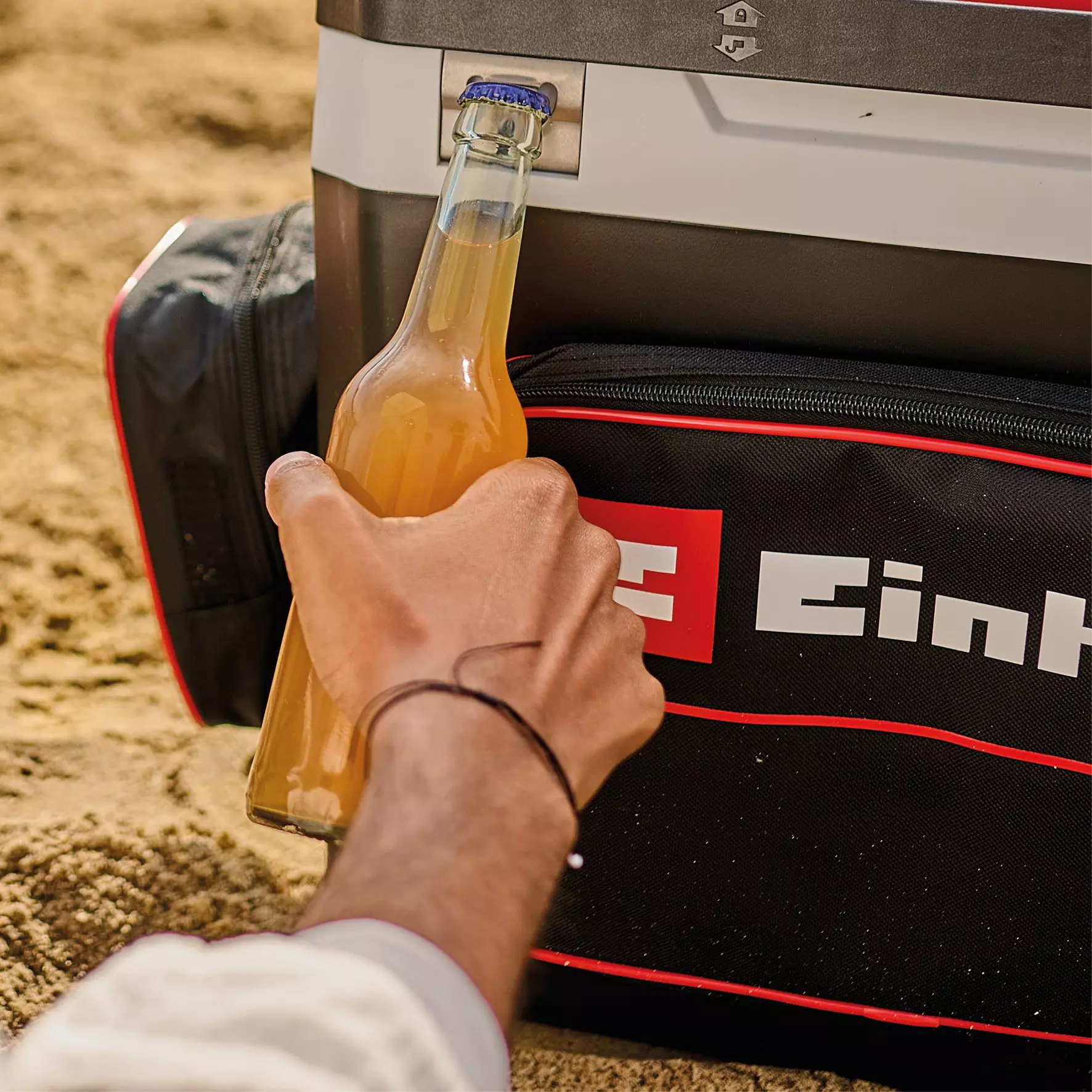 einhell-expert-battery-powered-cool-box-2048425-detail_image-005