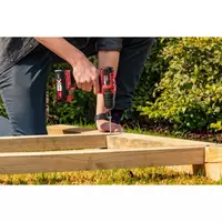 ozito-cordless-drill-3000959-example_usage-101