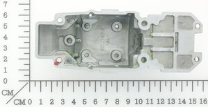 Gear housing cover assembly