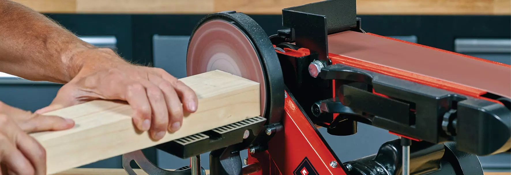 einhell-by-kwb-sanding-paper-discs-49492074-example_usage-001