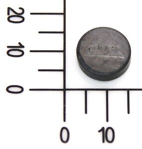 Magnet