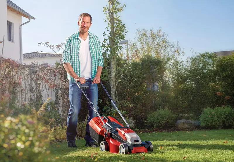 einhell-expert-cordless-lawn-mower-3413910-example_usage-001
