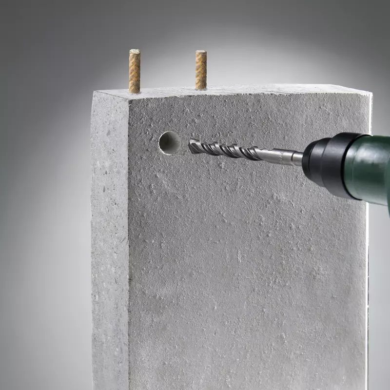 kwb-premium-drill-stone-and-concrete-49193414-example_usage-001