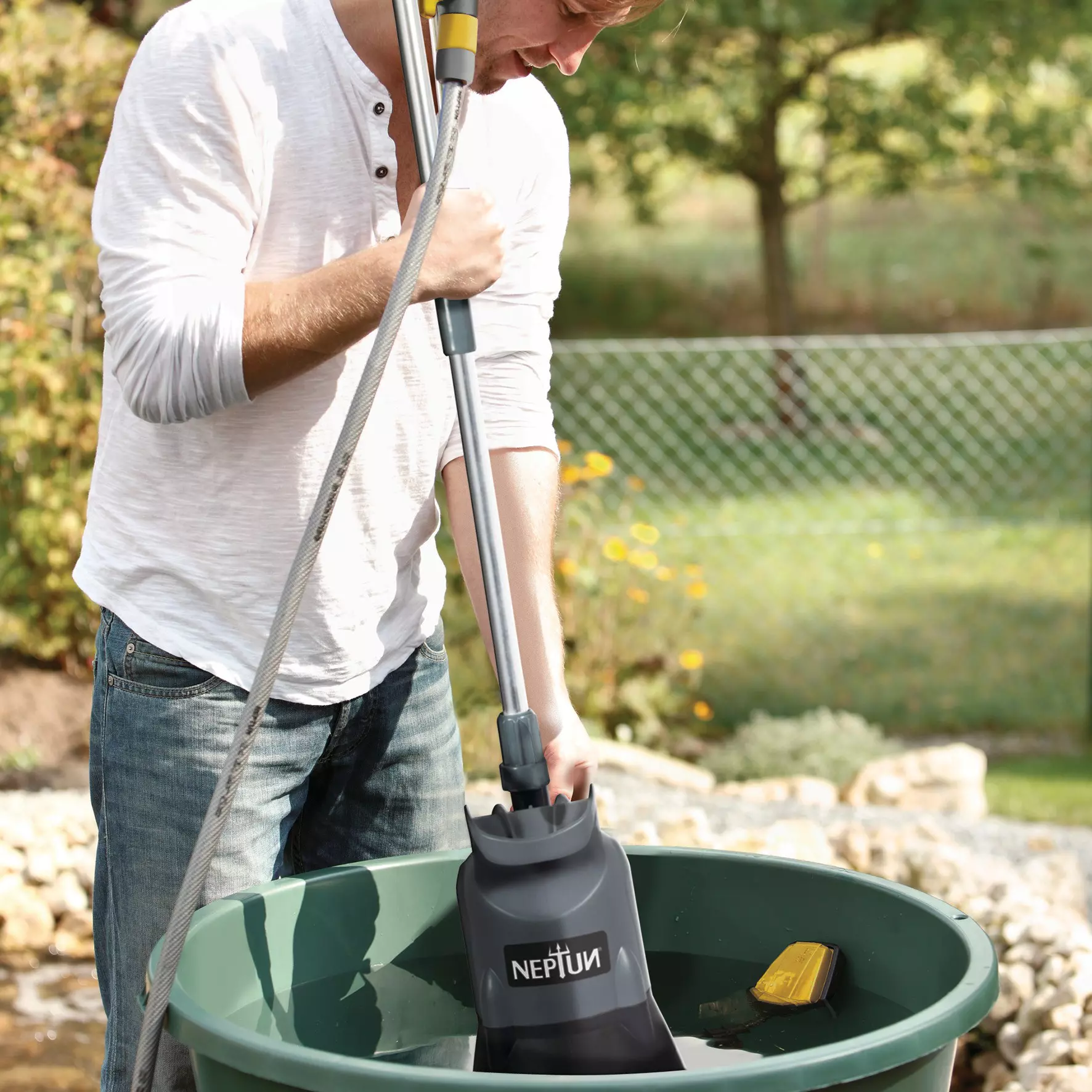 neptun-rain-barrel-pump-4181540-example_usage-001
