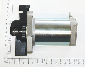 Electric start-up motor combin