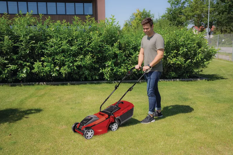 einhell-classic-cordless-lawn-mower-4514080-example_usage-001
