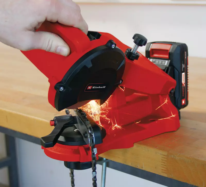 einhell-expert-cordless-chain-sharpener-4499940-example_usage-001